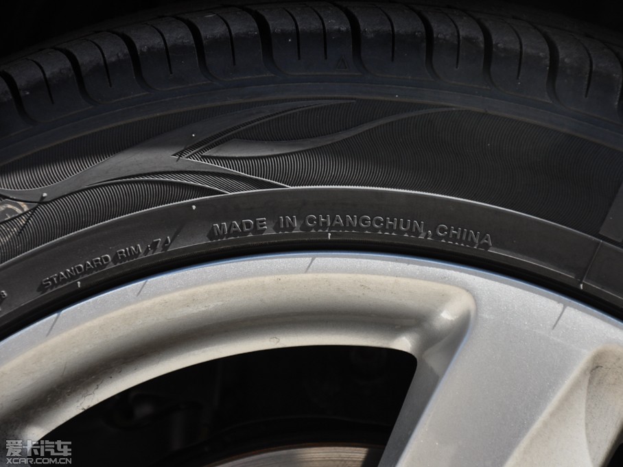 2014��vB90 1.8T �ԄӺ��A��