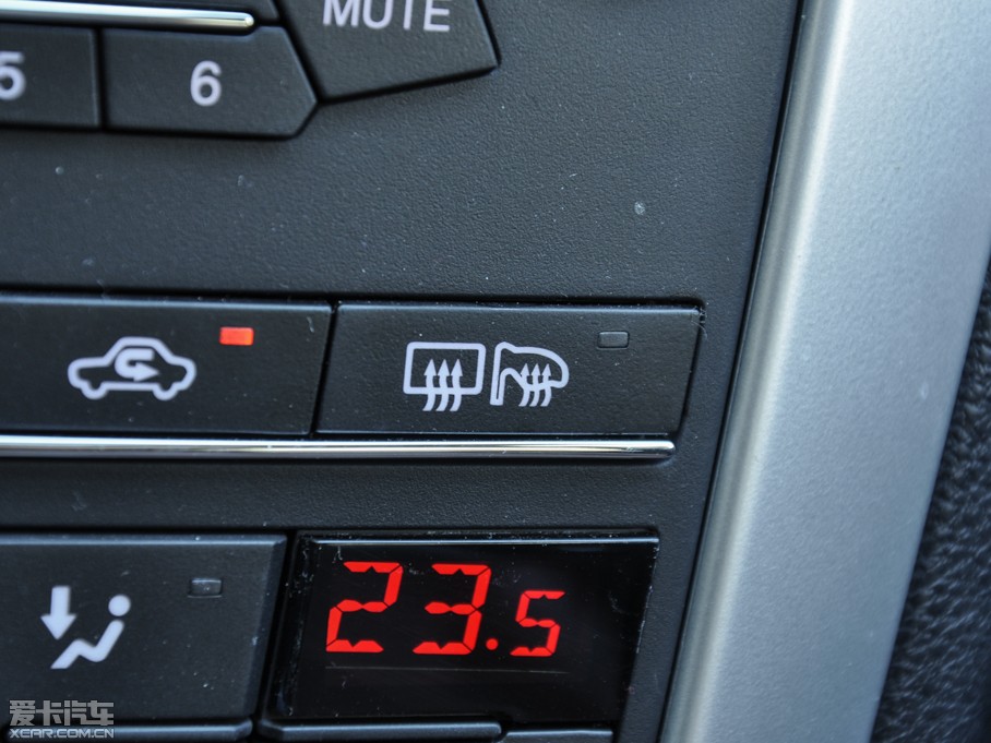 2014��vB90 1.8T �ԄӺ��A��