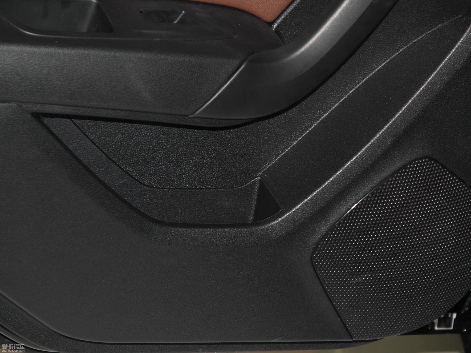 2014vB90 1.8T ԄӺA