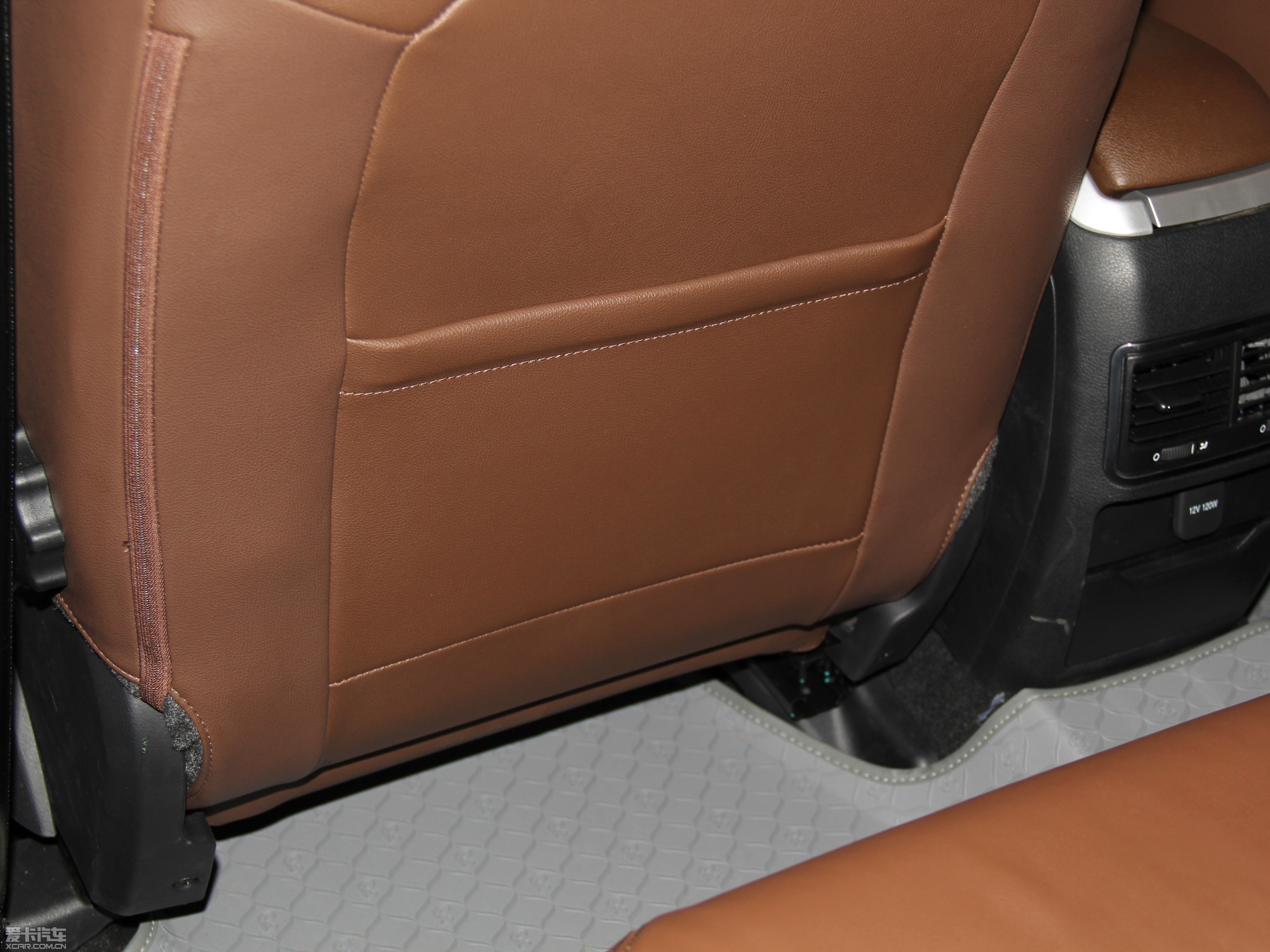 2014vB90 1.8T ԄӺA