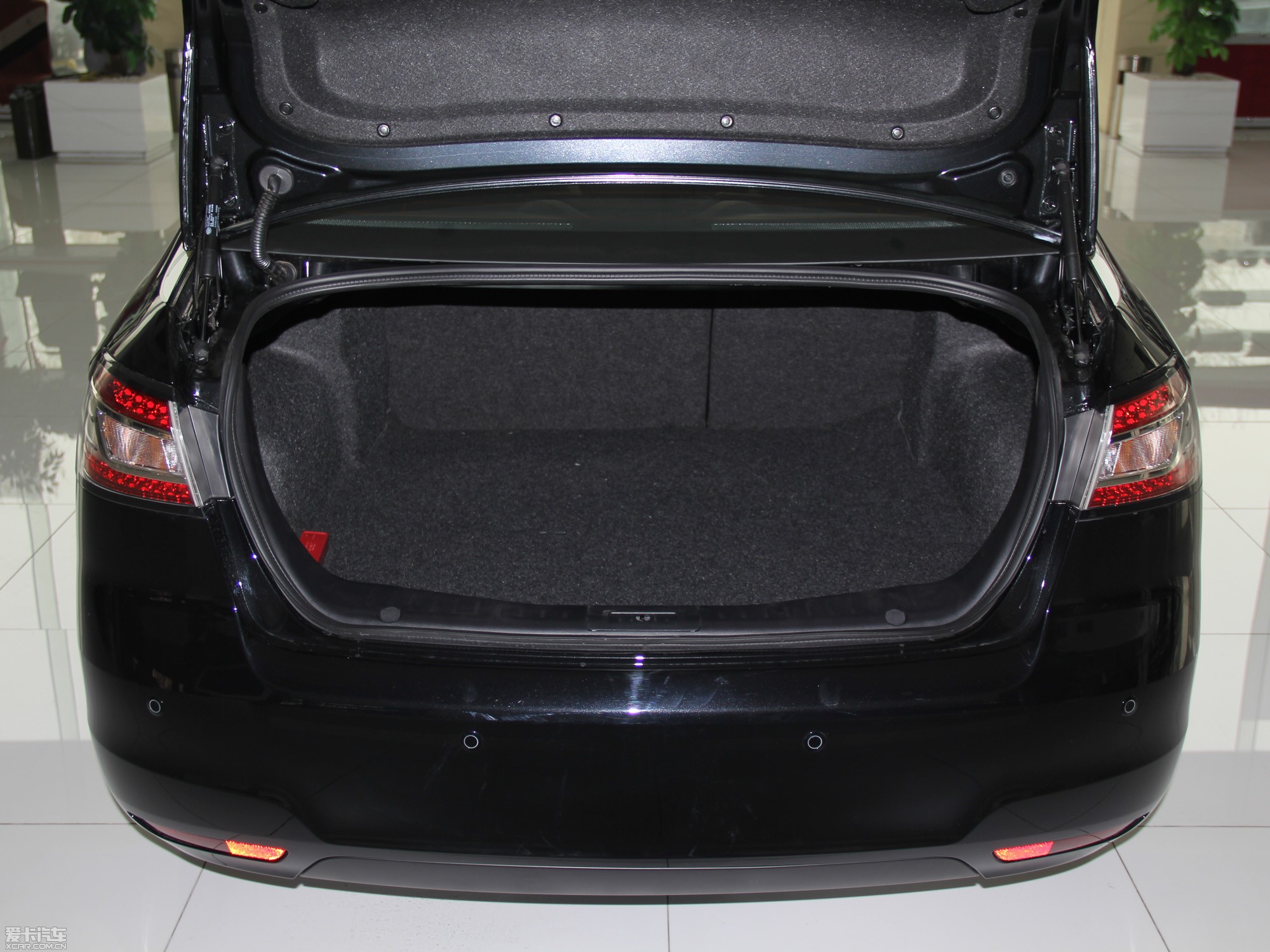 2014vB90 1.8T ԄӺA