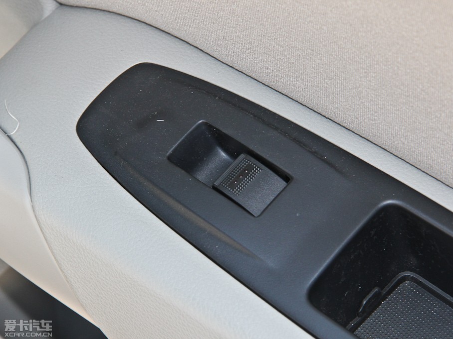 2014vB90 1.8T Ԅm