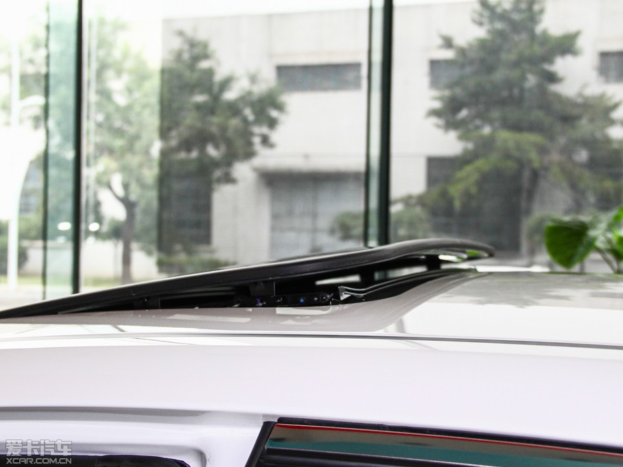 2014��vB90 2.0T �ԄӺ��A��