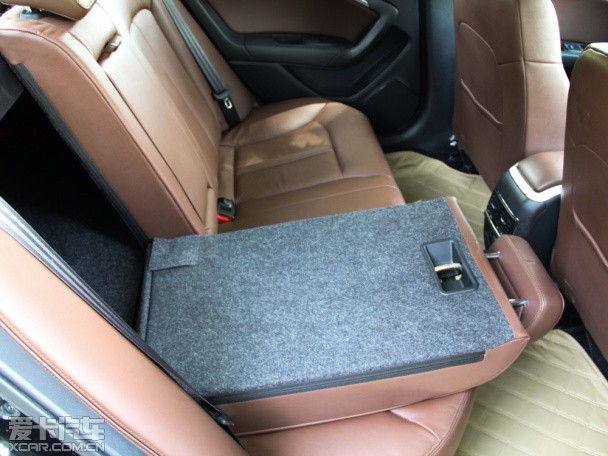 奔騰2014款奔騰B90