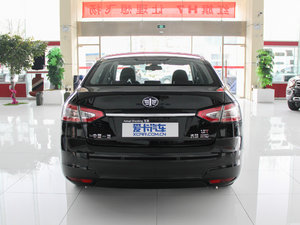 2014款1.8T 自动豪华型 正后	