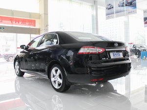 2014款1.8T 自动豪华型 左后45度