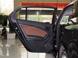 2014款1.8T 自动豪华型 左后车门