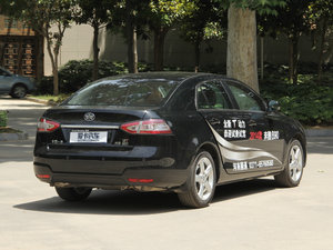 2014款1.8T 自动尊贵型 整体外观