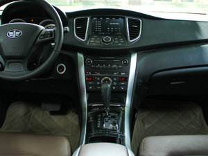 2014款1.8T 自动尊贵型 中控台
