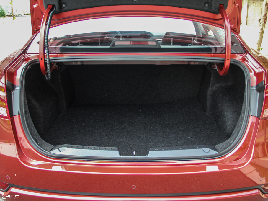 2016vB50 1.6L քӺA