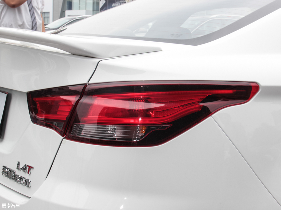 2016��vB50 1.4T �Ԅ��\(y��n)�Ӻ��A��