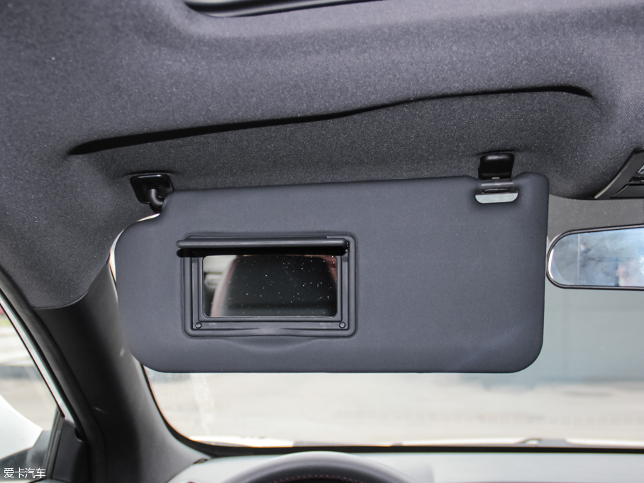 2016vB50 1.4T Ԅ\ӺA