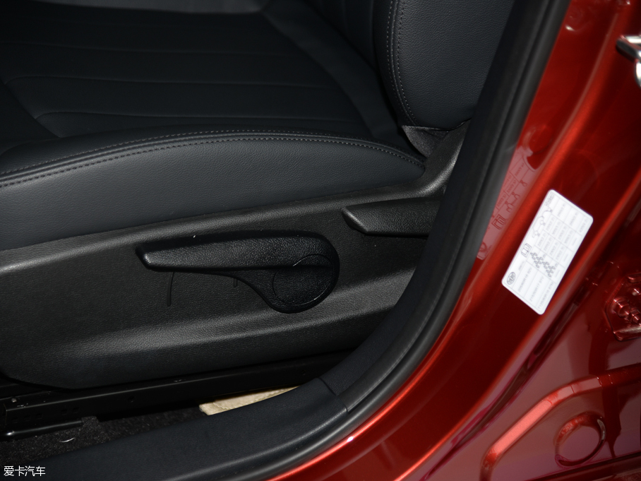 2016vB50 1.6L քӺA