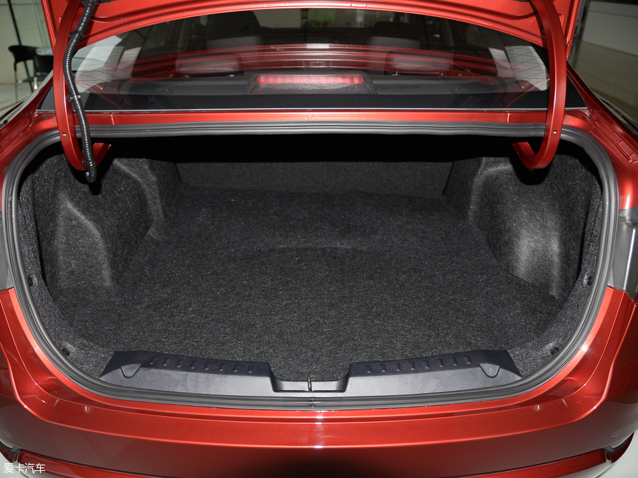 2016vB50 1.6L քӺA