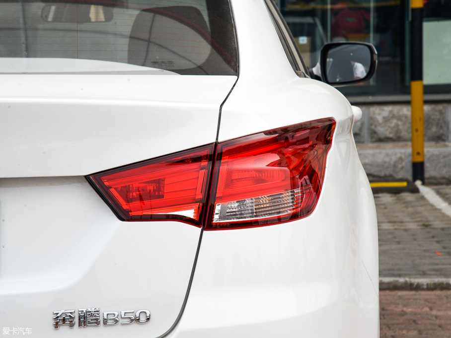 2016��vB50 1.6L �Ԅ����m��