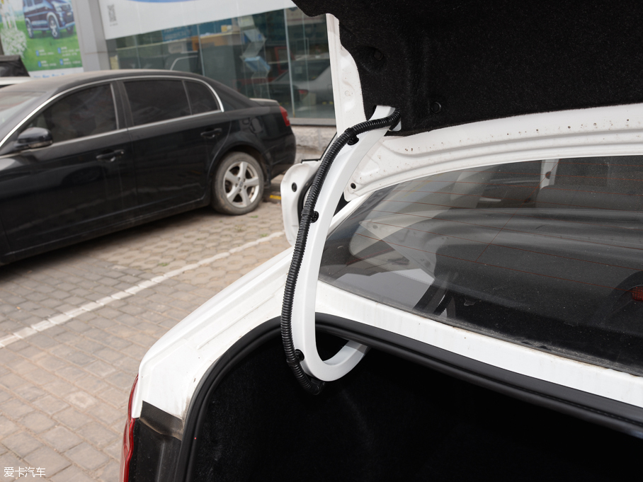 2016��vB50 1.6L �Ԅ����m��