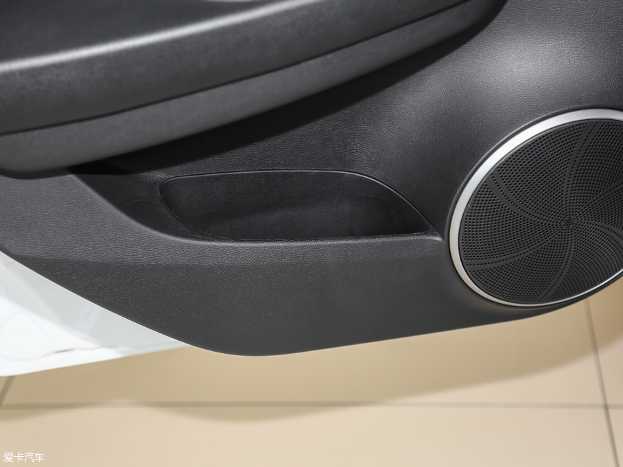 2016vB50 1.4T ԄӺA