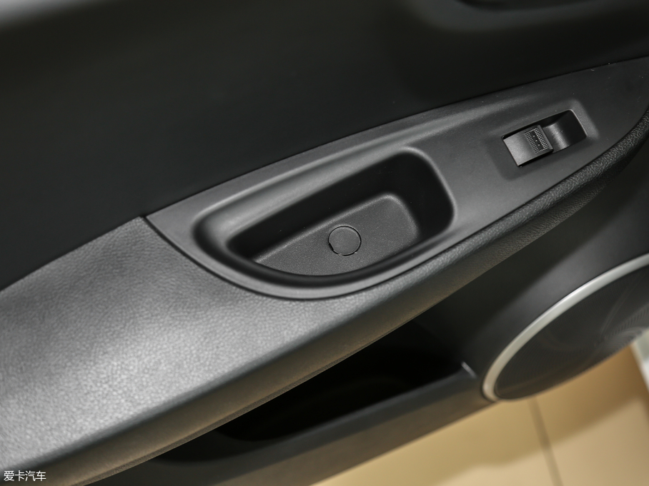 2016vB50 1.4T ԄӺA