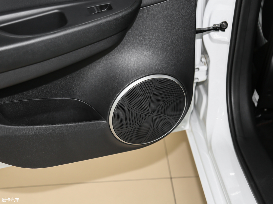 2016vB50 1.4T ԄӺA