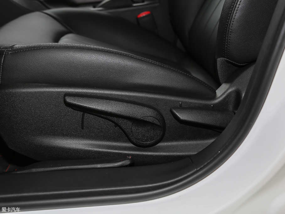 2016vB50 1.4T ԄӺA