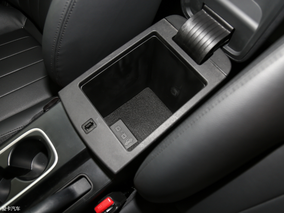 2016vB50 1.4T ԄӺA