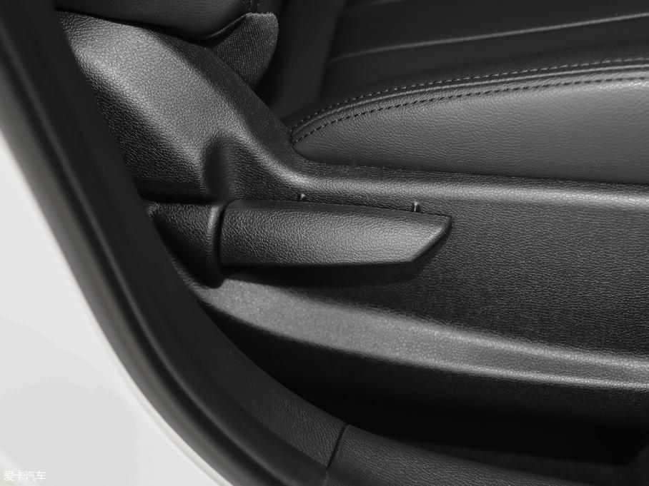 2016vB50 1.4T ԄӺA