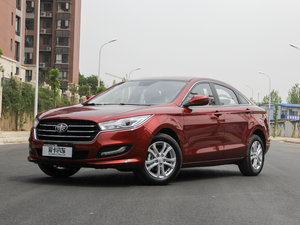 2016款1.6L 手动豪华型 左前45度
