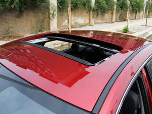 2016款1.6L 手动豪华型 车顶
