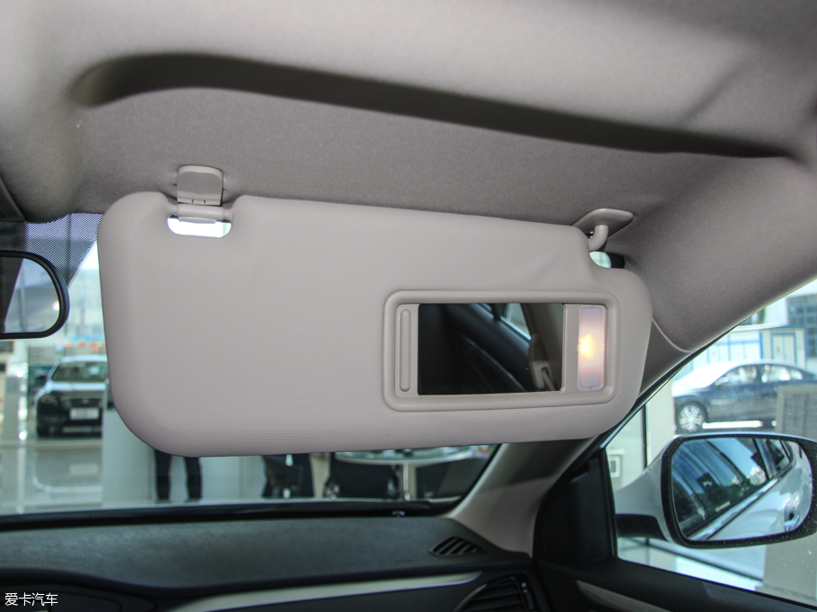 2015vB70 1.8T ԄӾӢ