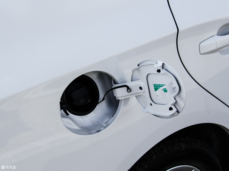 2016vB30 1.6L Ԅ(dng)F