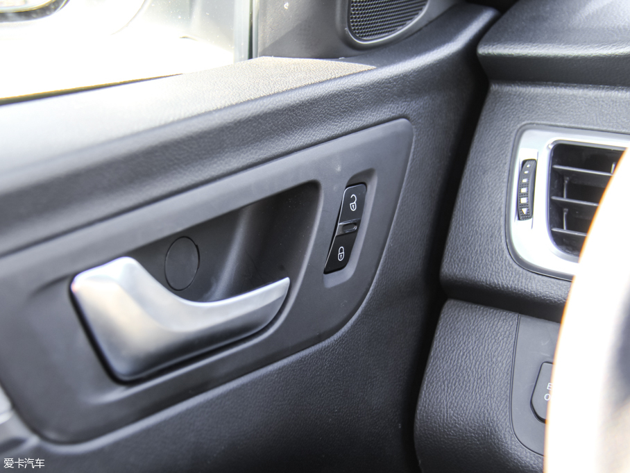 2016vB30 1.6L ԄF