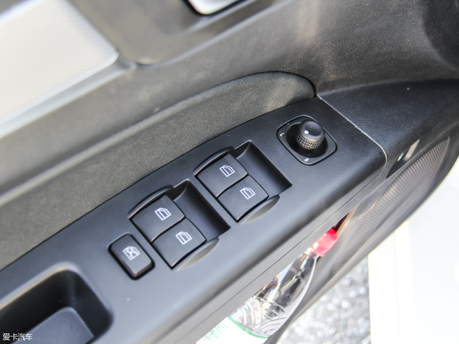 2016vB30 1.6L Ԅ(dng)F