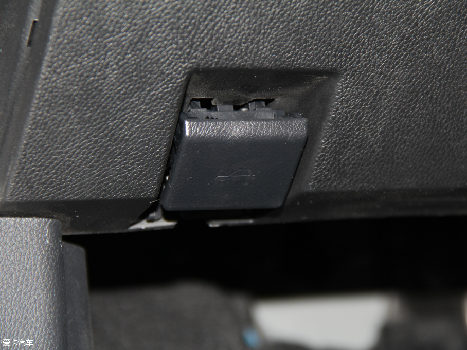 2016vB30 1.6L Ԅ(dng)