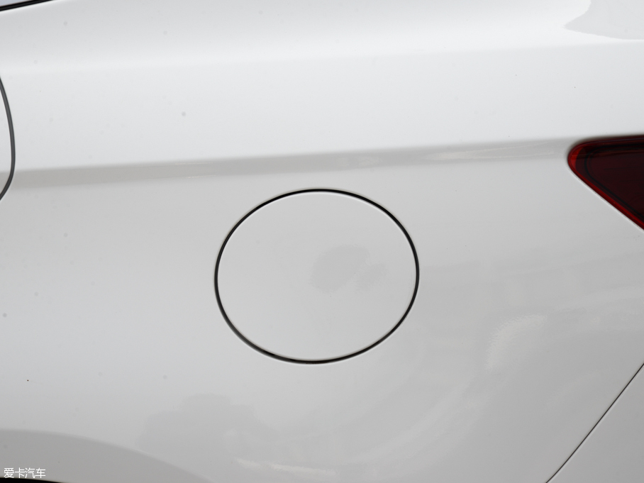 2016vB70 1.8T Ԅ\F