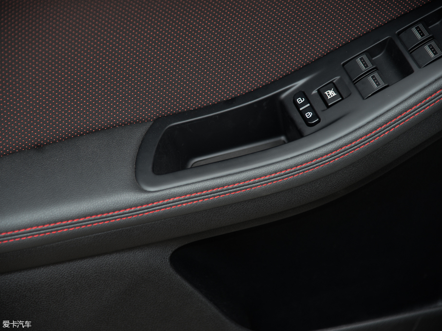 2016vB70 1.8T Ԅ(dng)\(yn)(dng)F