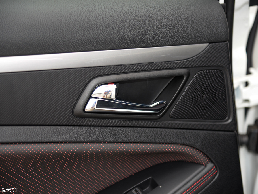 2016vB70 1.8T Ԅ\F