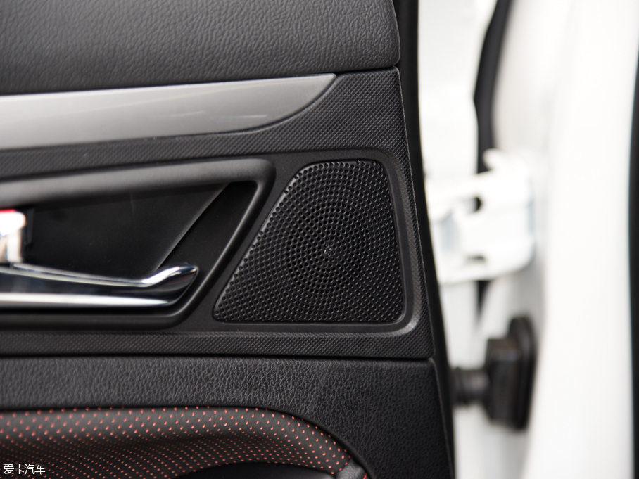 2016vB70 1.8T Ԅ\F