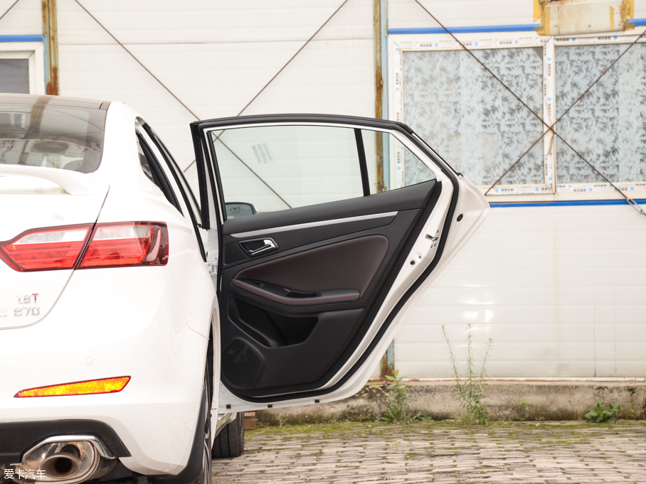 2016vB70 1.8T Ԅ\F