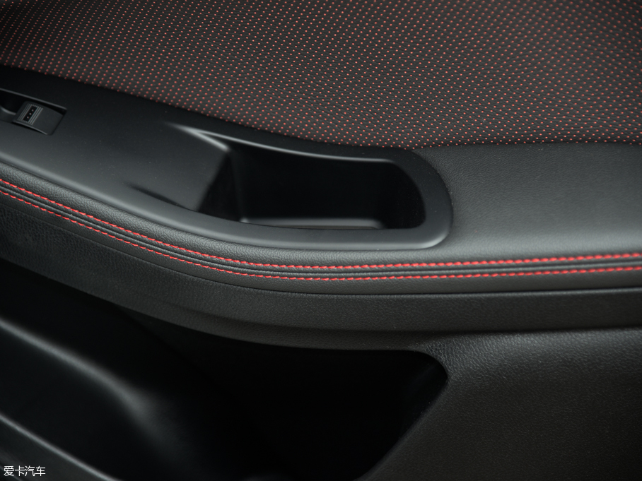 2016vB70 1.8T Ԅ\F