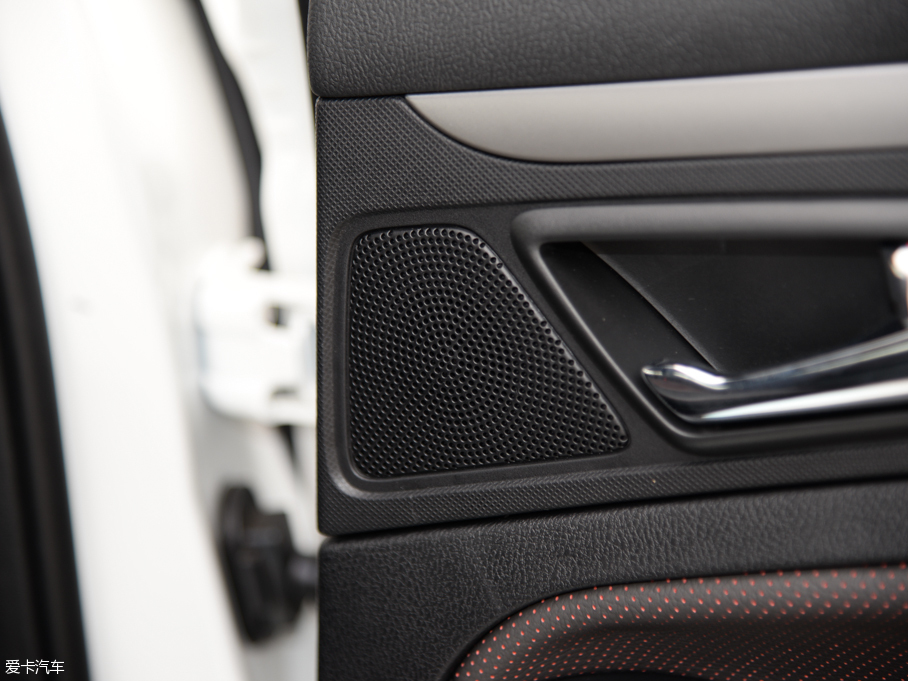 2016vB70 1.8T Ԅ\F