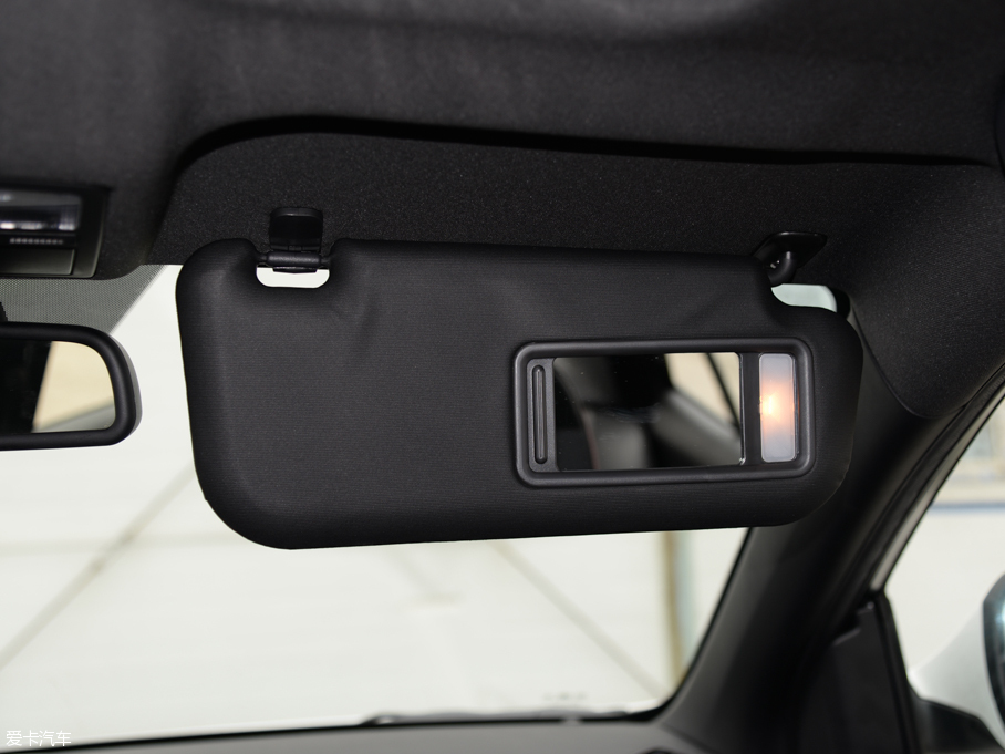 2016vB70 1.8T Ԅ\F