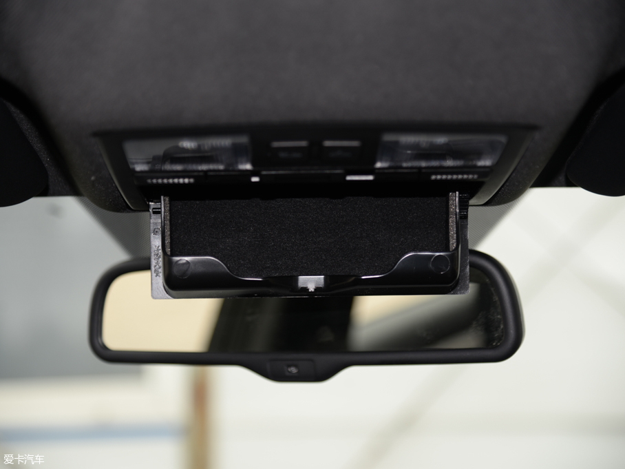 2016vB70 1.8T Ԅ\(yn)F