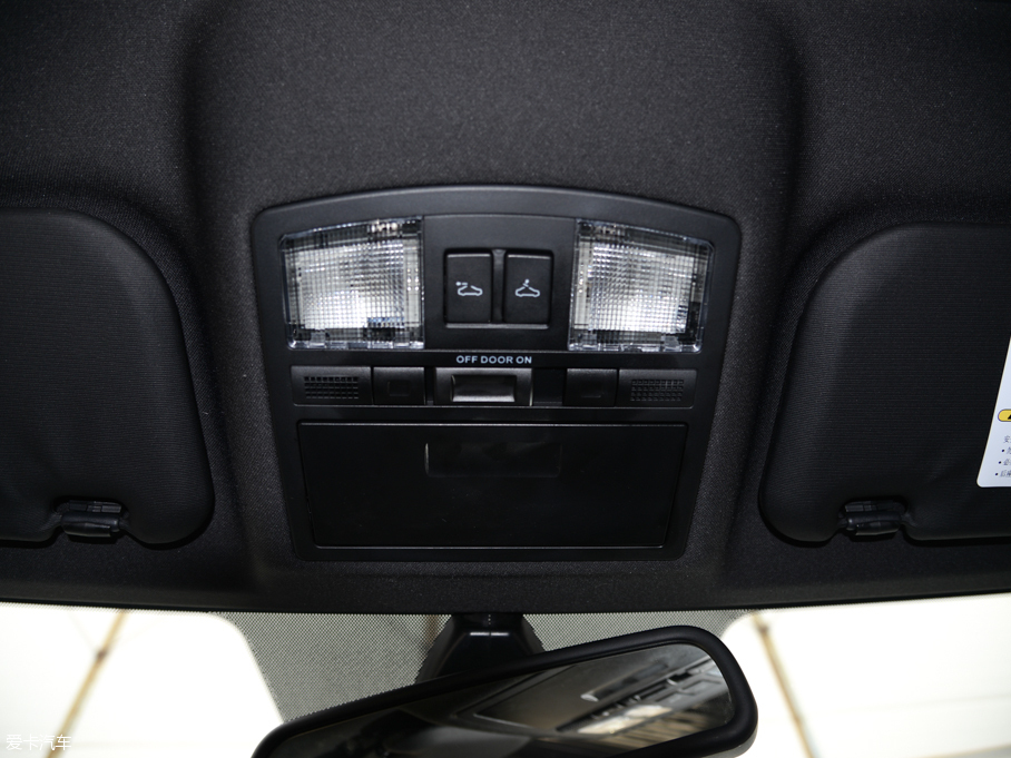 2016vB70 1.8T Ԅ\F