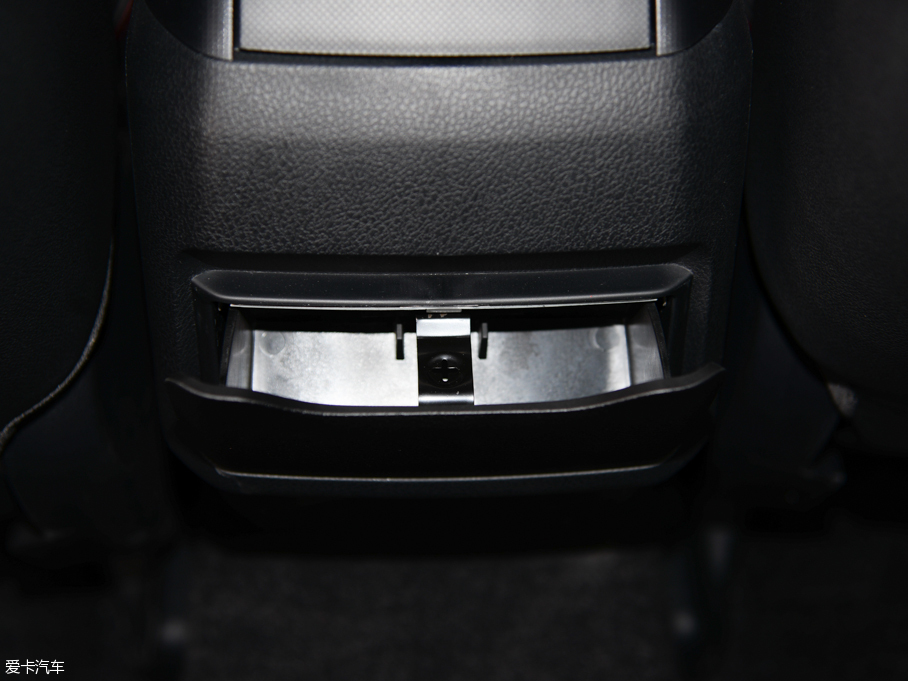 2016vB70 1.8T Ԅ\(yn)F