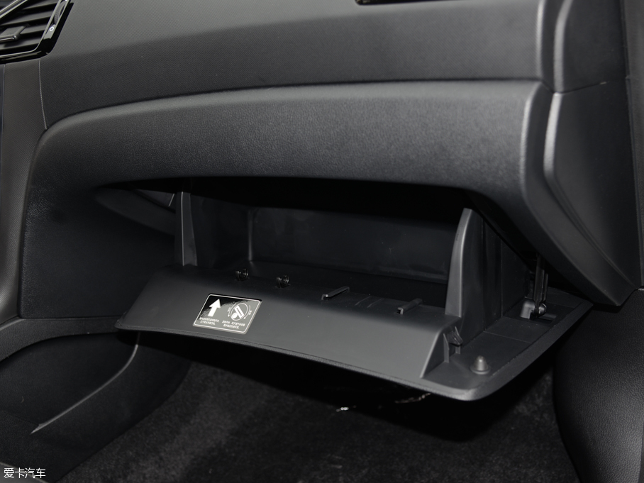 2016vB70 1.8T Ԅ\F