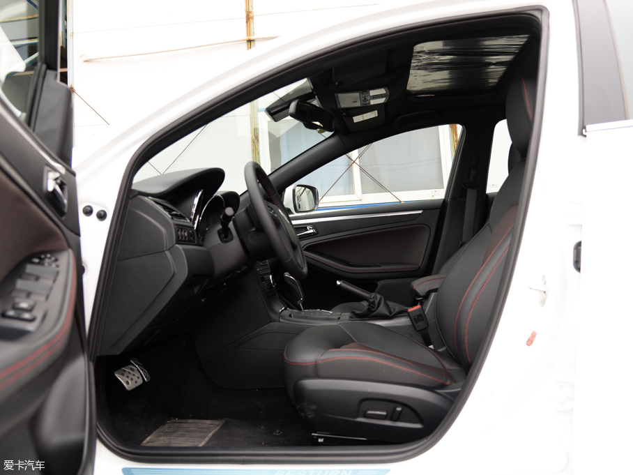 2016vB70 1.8T Ԅ\F