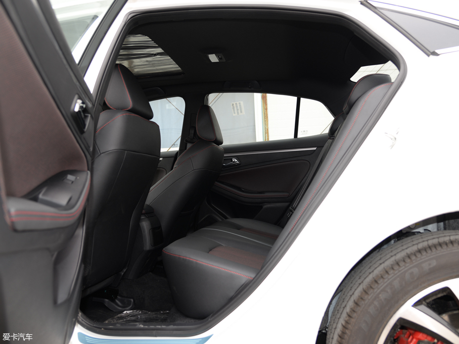 2016vB70 1.8T Ԅ\F