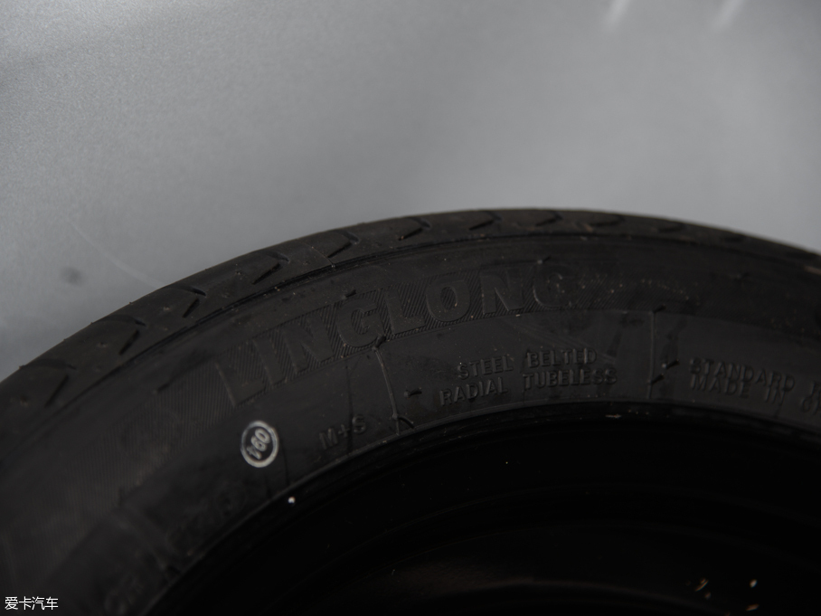 2016vB70 1.8T Ԅ\F