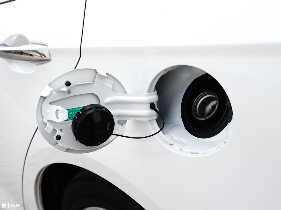 2016vB70 1.8T Ԅ\F