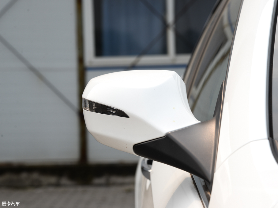 2016vB70 2.0L Ԅ(dng)A